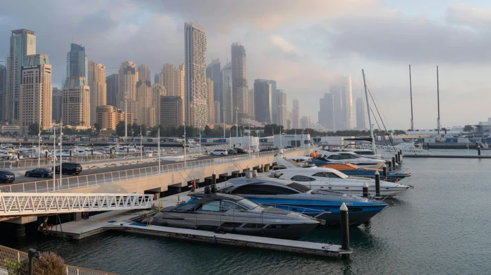 PR-Veluxe Rentals Experience Luxury Yacht Dubai Adventures Like Never Before